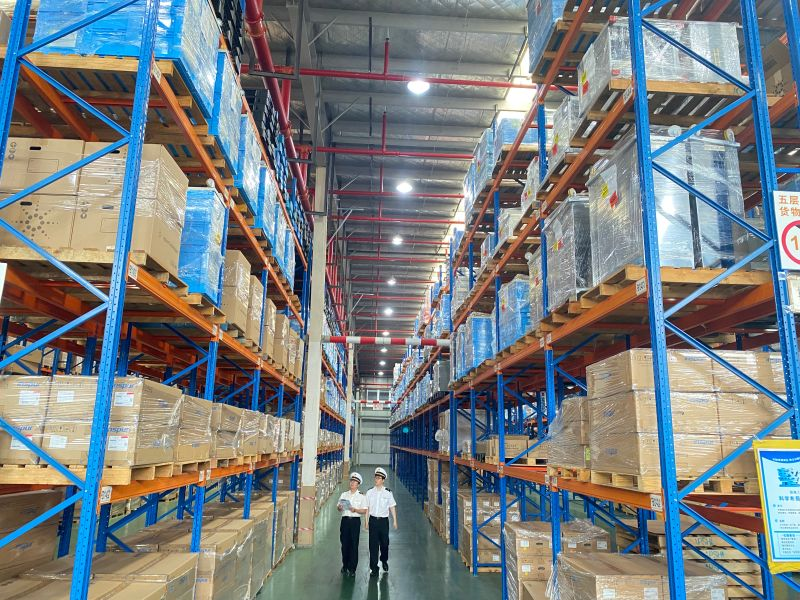 Hainan Free Trade Port officially implements island-wide customs clearance