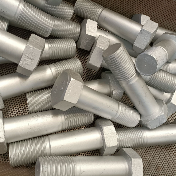 What is the difference between hot-dip galvanized bolts and Dacromet bolts?