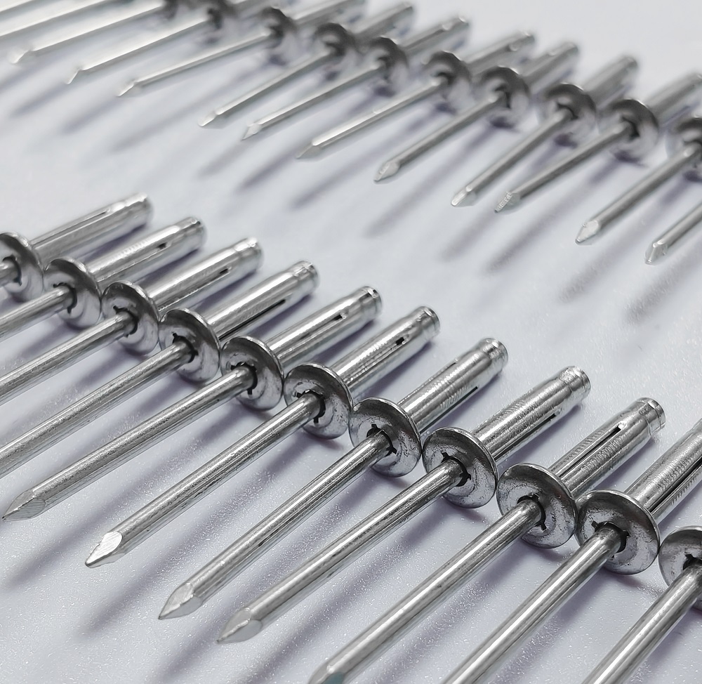 How Blind Rivets Work？
